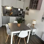 Et Commerces A 50m, Sans Tele Pour Deconnecter ! *